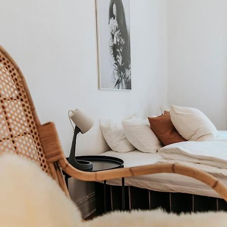 Altbautraum! 2 Zimmer Mit 24H Check-In Kilonia Zewnętrze zdjęcie